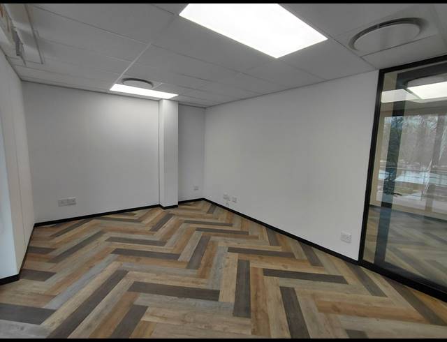 396M² OFFICE TO LET IN BRYANSTON